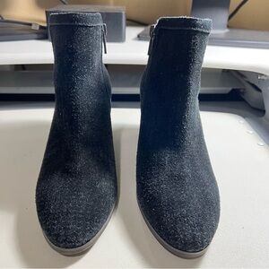 Lucky Brand suede double zip ankle boots Sz 7.5